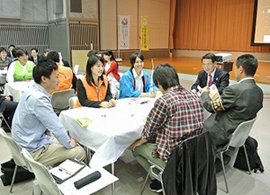 樋口東京都青少年・治安対策本部長（右から２人目）も参加しました！